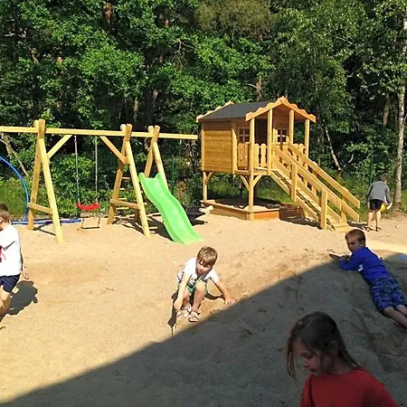 Orman Evi Miedzy Sosnami Pobierowo