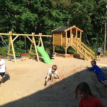Miedzy Sosnami Lodge Pobierowo